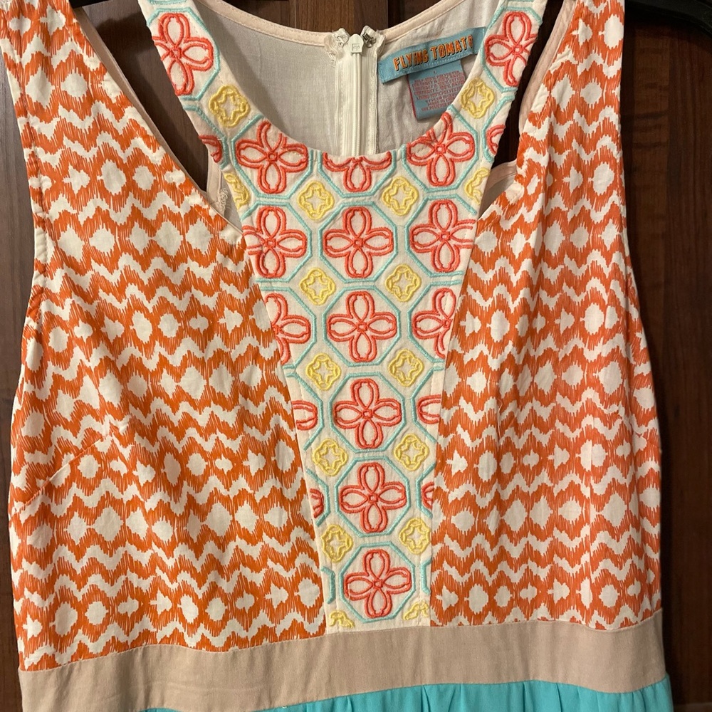 Super cute maxi style dress